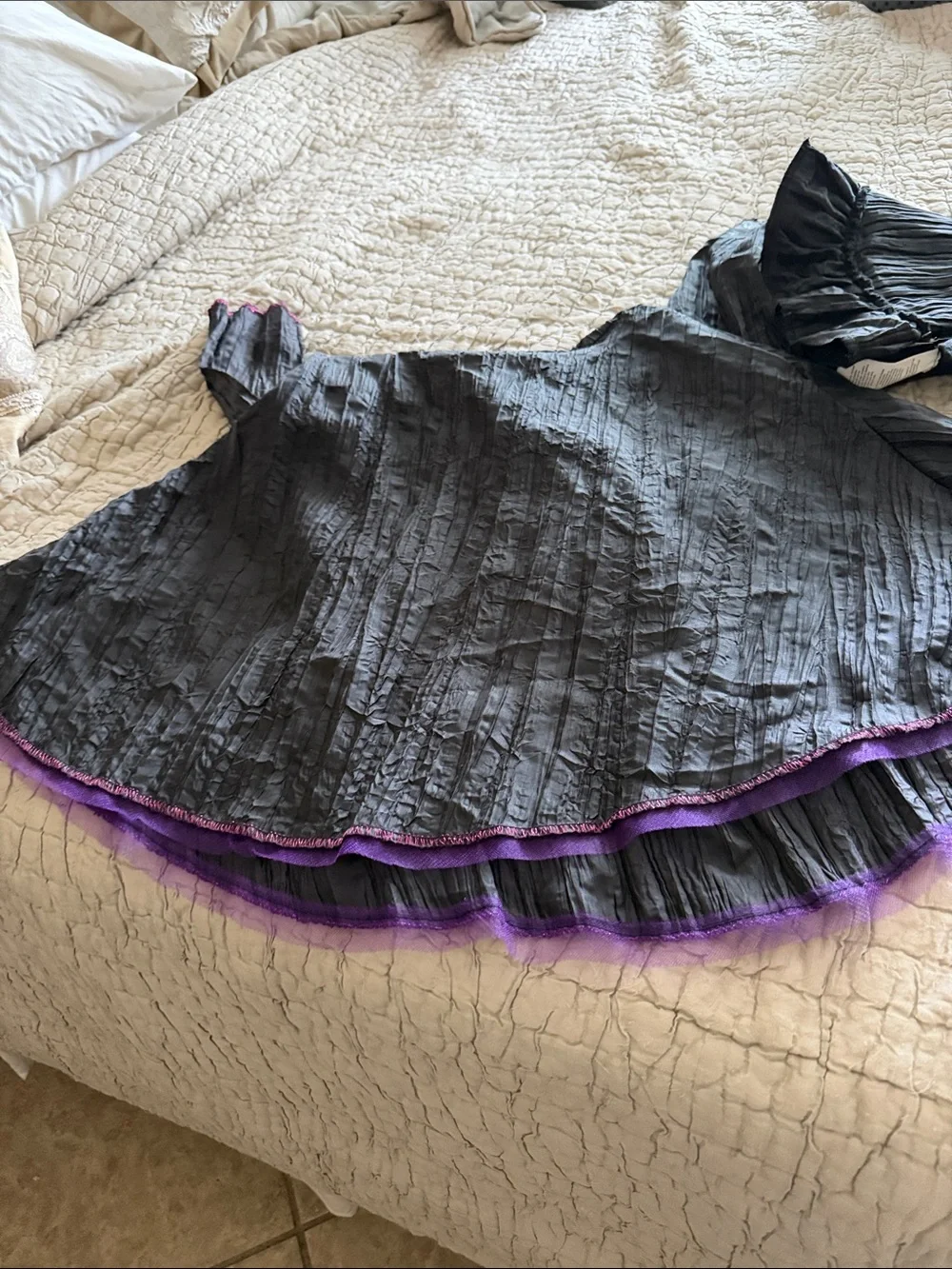 Wicked black cape Textured Long-Sleeve witches  costume  hat dress sz 4-6x new